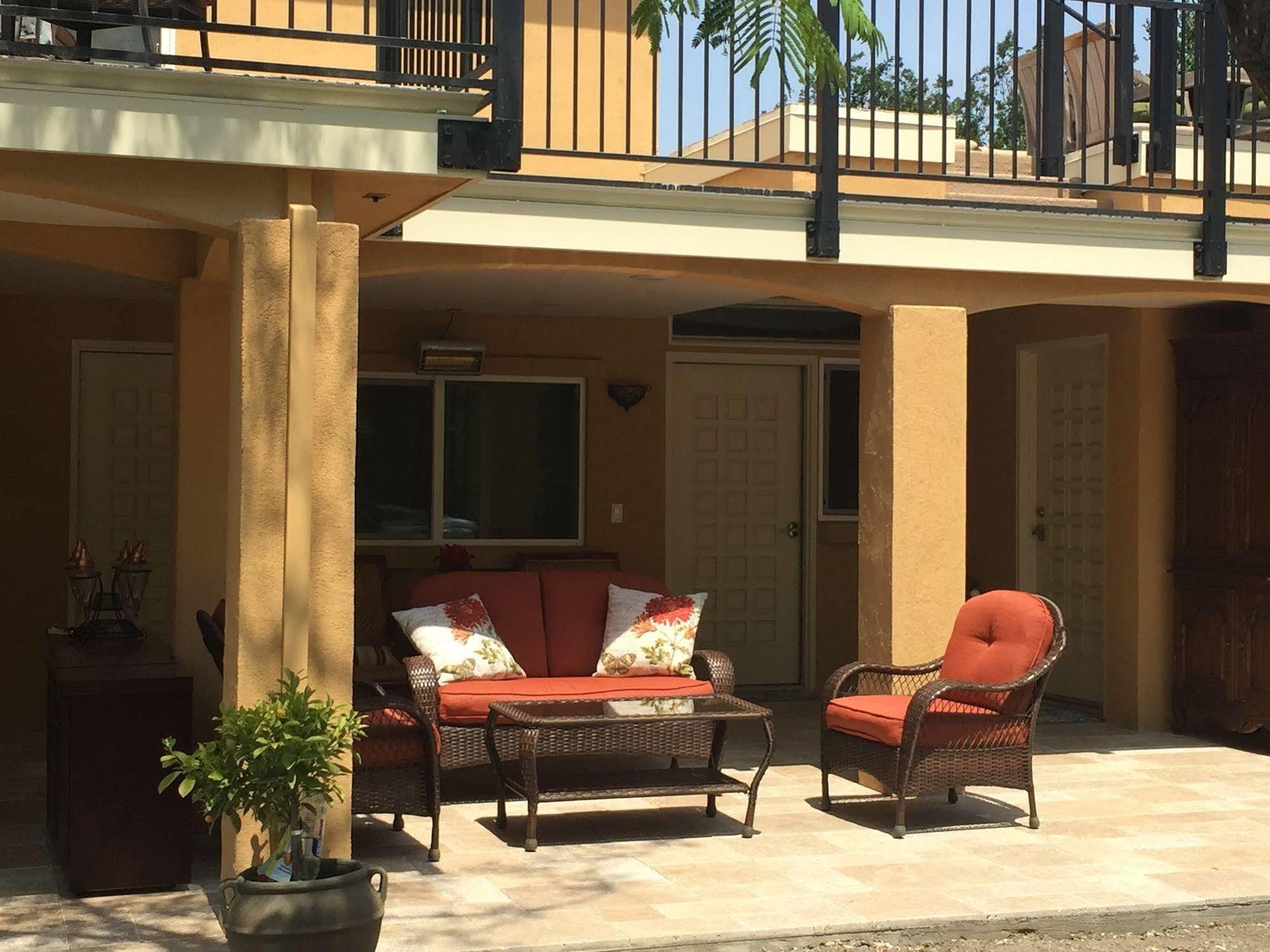 Villa Mimosa คาลิสโทกา ภายนอก รูปภาพ
